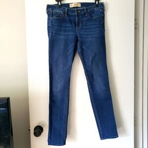 Hollister Juniors Size 9/29 Super Skinny Jeans